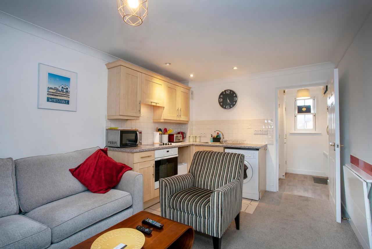 The Spires - Cosy Apartment Just Outside Of City Centre Canterbury Exterior foto